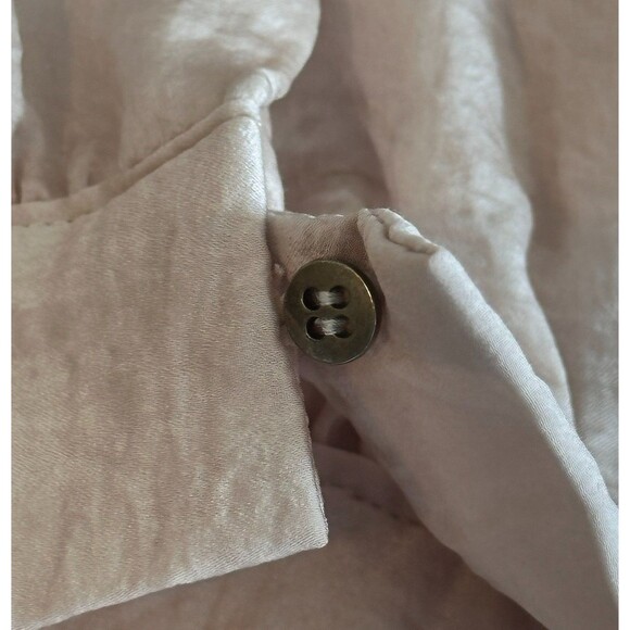 Coco + Carmen Champagne LS Lace Up V-Neck Blouse w/ glass seed beads Size XXL - Picture 4 of 9